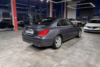 Mercedes C 200