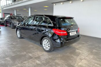 Mercedes B 180