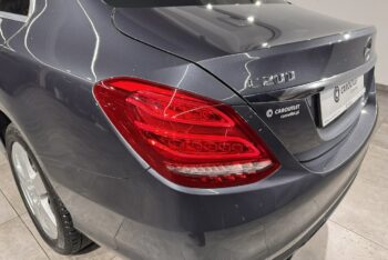 Mercedes C 200