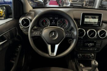Mercedes B 180