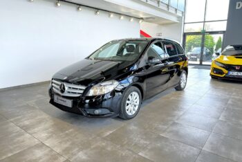 Mercedes B 180