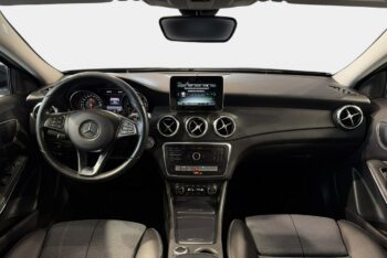 Mercedes GLA 180