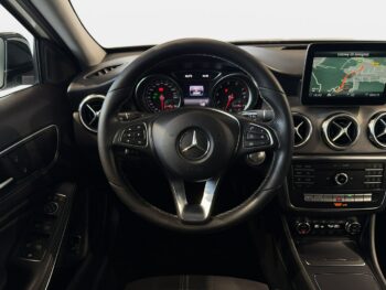 Mercedes GLA 200