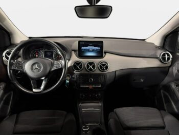 Mercedes B 180