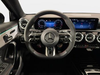Mercedes A 35 AMG