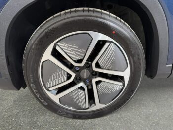 OMODA E5