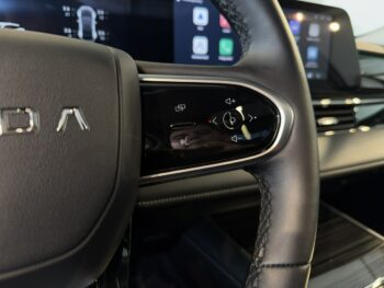 OMODA E5