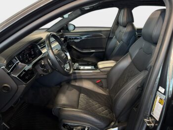 Audi S8