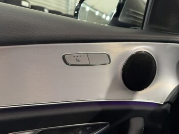 Mercedes E 220