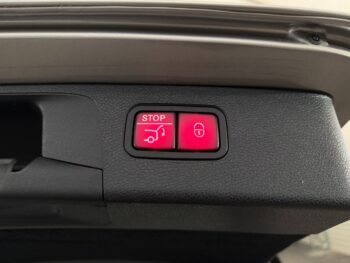 Mercedes E 220