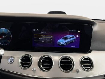 Mercedes E 220