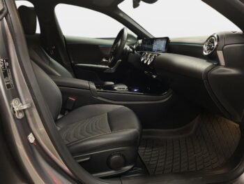 Mercedes CLA 200