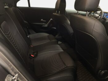 Mercedes CLA 200
