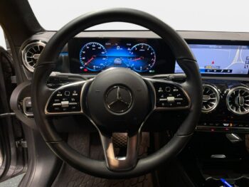 Mercedes CLA 200