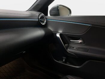Mercedes CLA 200