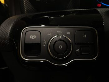 Mercedes CLA 200