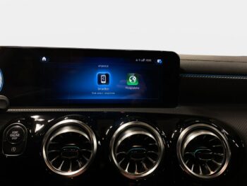 Mercedes CLA 200