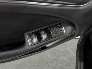 Mercedes B 180