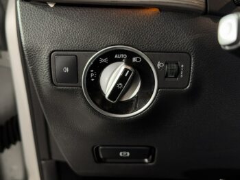 Mercedes B 180