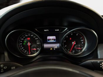 Mercedes GLA 200