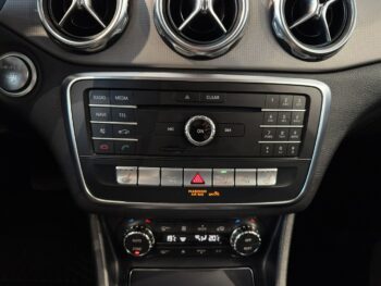 Mercedes GLA 200