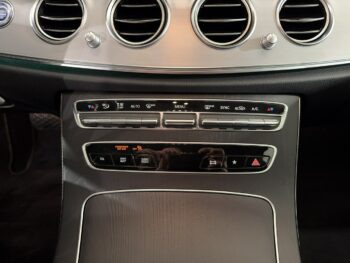 Mercedes E 220