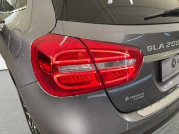 Mercedes GLA 200