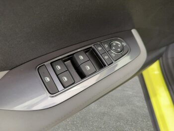BYD Dolphin Surf