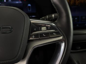 BYD Sealion 7