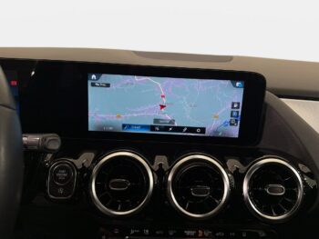 Mercedes GLA 200