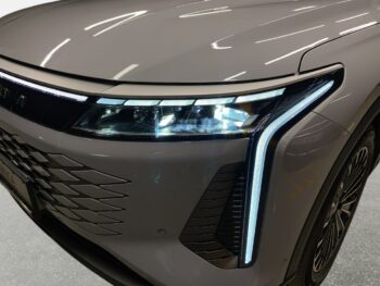OMODA 9