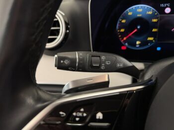 Mercedes E 220