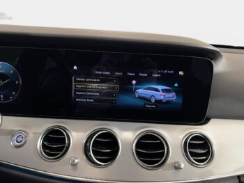 Mercedes E 220