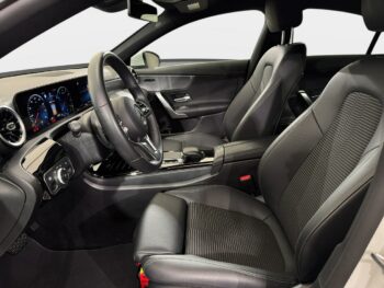 Mercedes CLA 200