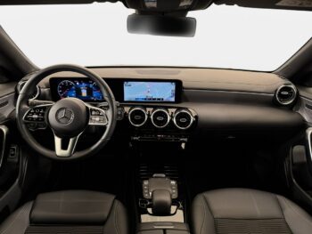 Mercedes CLA 200