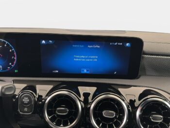 Mercedes CLA 200