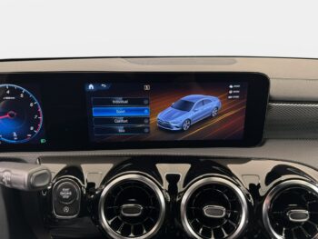 Mercedes CLA 200
