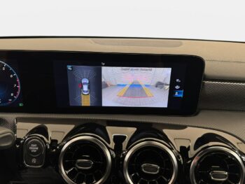 Mercedes CLA 200