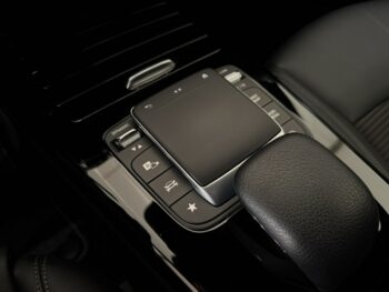 Mercedes CLA 200