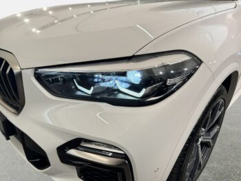 BMW X5 M50