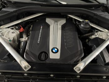 BMW X5 M50