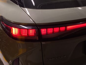 OMODA 9