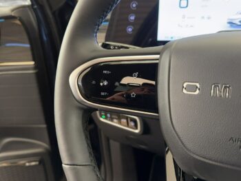 OMODA E5
