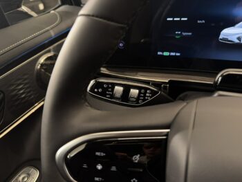 OMODA E5