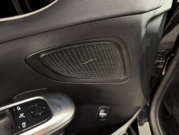 Mercedes C 200