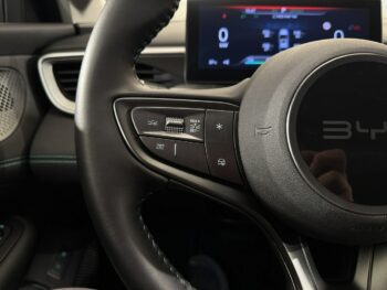 BYD Seal 5