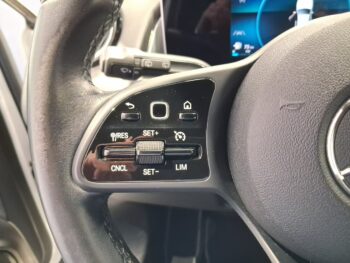 Mercedes GLB