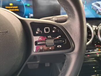 Mercedes GLB