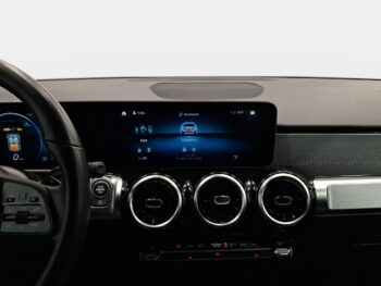 Mercedes GLB