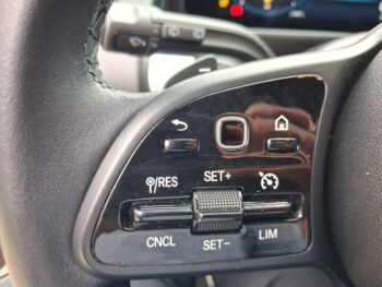 Mercedes GLB